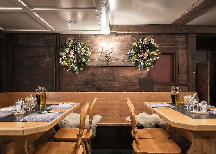 Hotel Alte Post By Mountain 2*