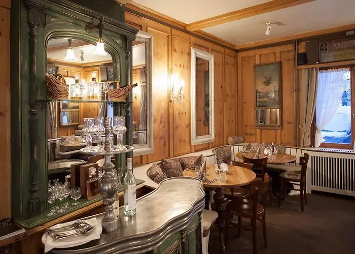 Hotel Alte Post By Mountain 2*