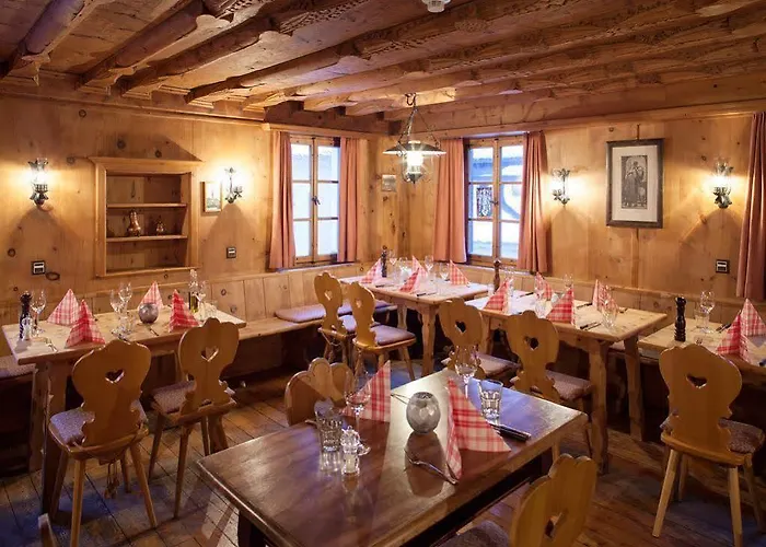 Alte Post By Mountain